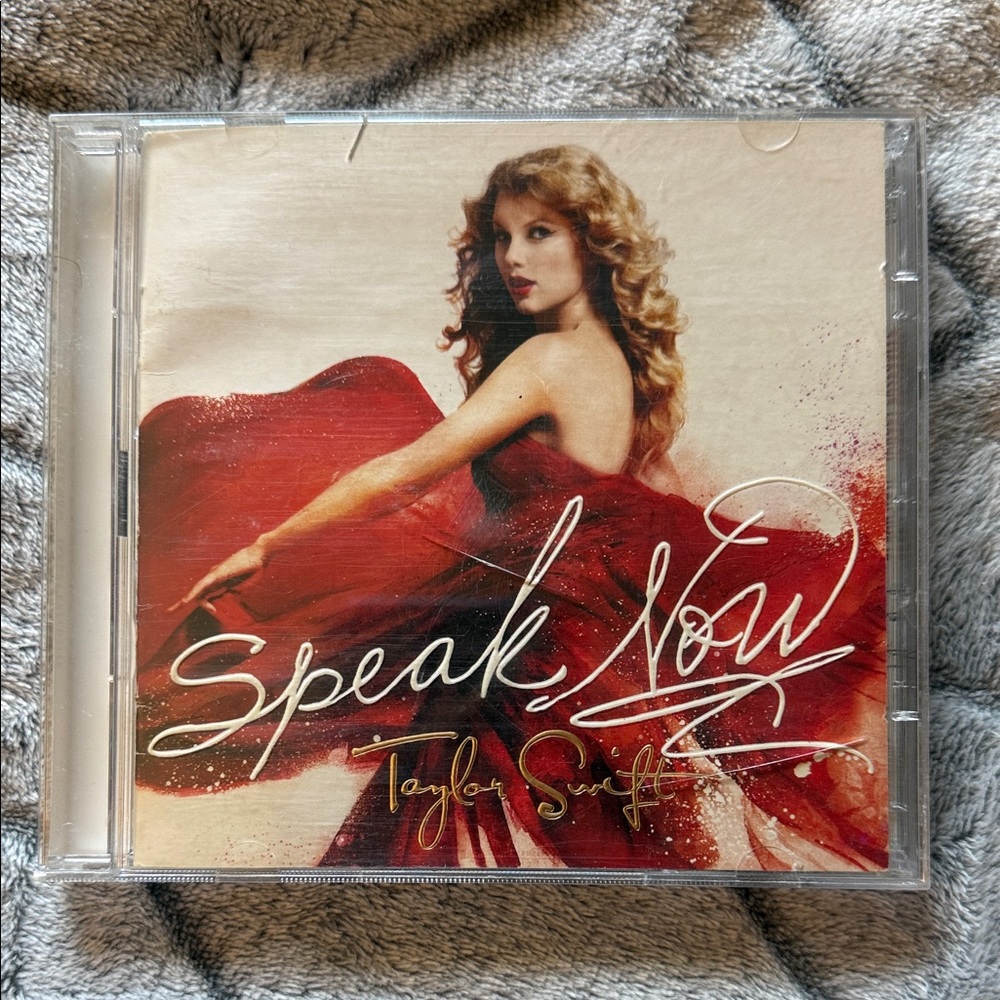 Taylor Swift Speak Now Deluxe Edition CD Target Exclusive Red